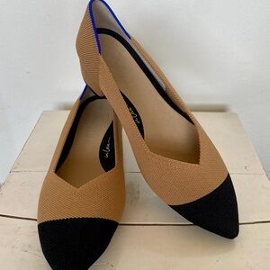Rothy's Chic Tan and Black Heels with Blue Accent